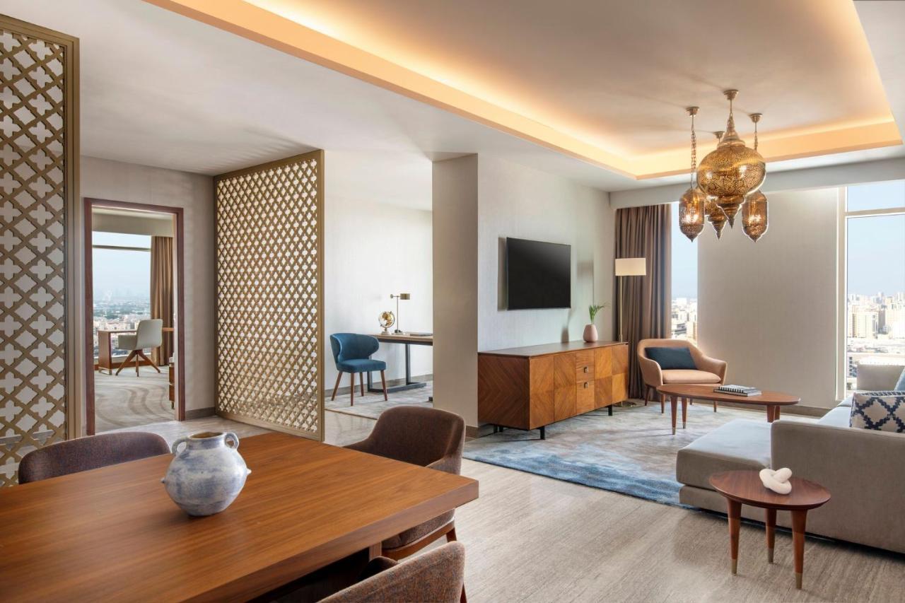 Abesq Doha Hotel And Residences, An Ihg Hotel Екстер'єр фото A suite at the hotel