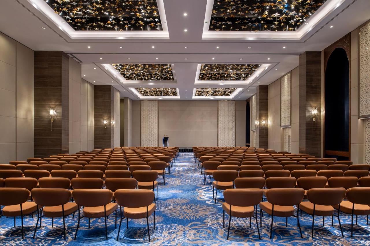 Abesq Doha Hotel And Residences, An Ihg Hotel Екстер'єр фото The ballroom