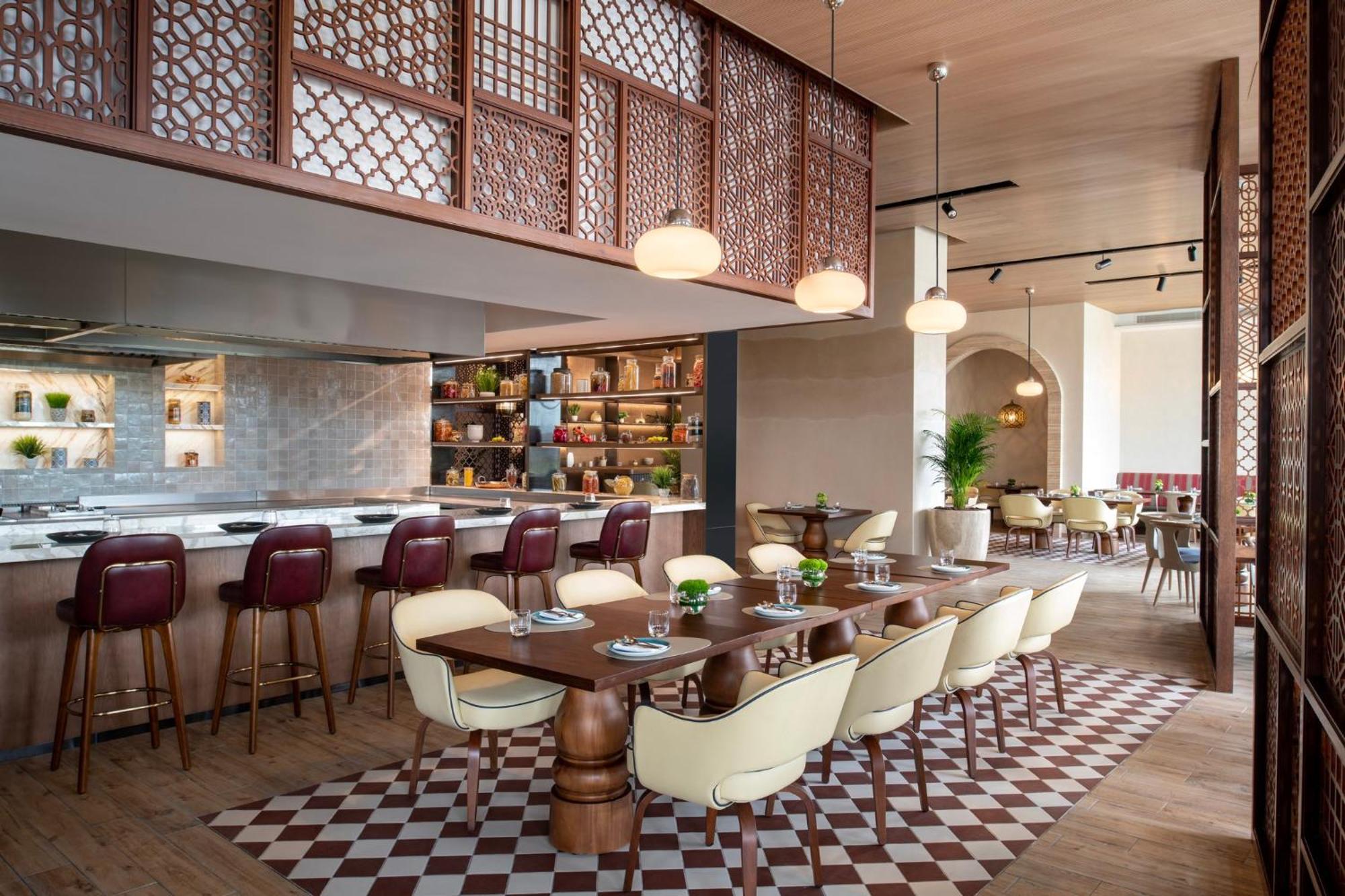 Abesq Doha Hotel And Residences, An Ihg Hotel Екстер'єр фото The restaurant